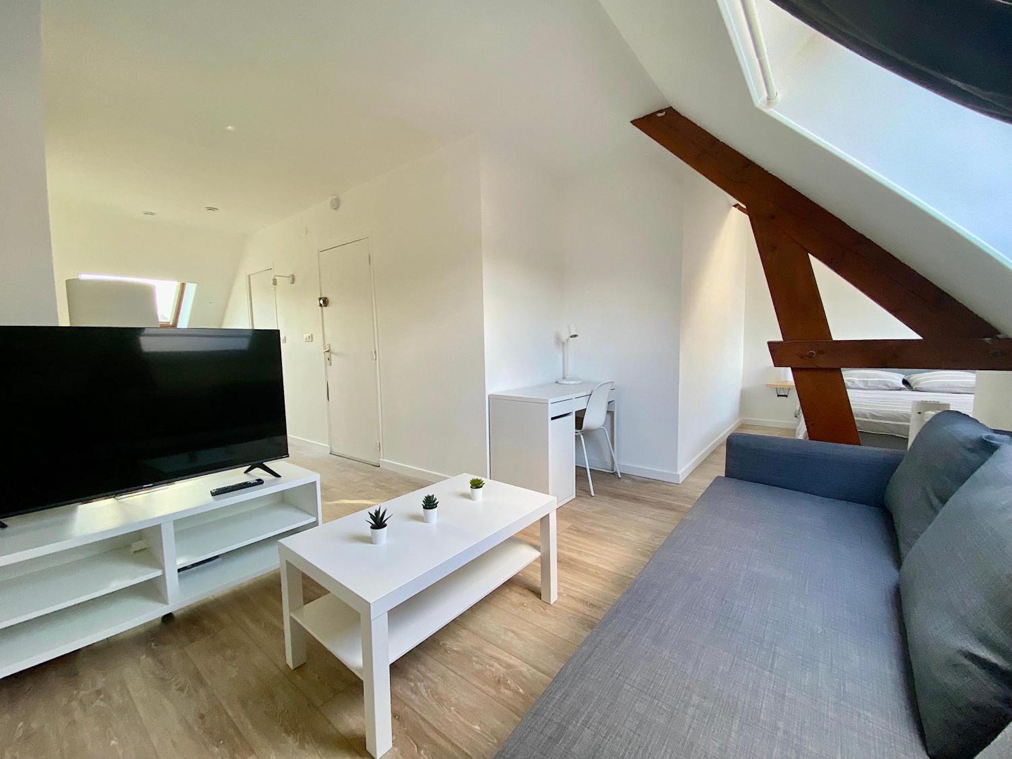 Welcome Home Vert-le-Grand Exterior photo
